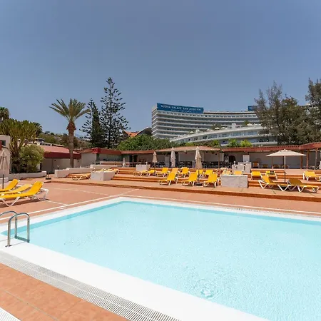 Monte Rojo Atlantic View Apartamento